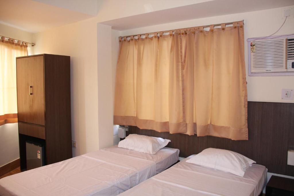 כלכותה Down Town Guest House חדר תמונה