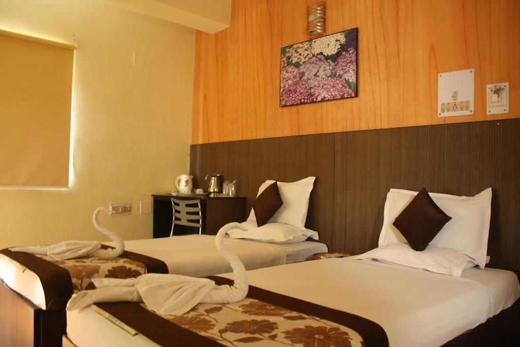 כלכותה Down Town Guest House מראה חיצוני תמונה